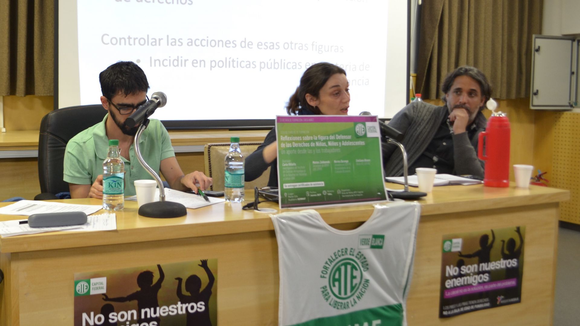 Las y los trabajadores de Niñez exigimos la creación del Defensor de los Derechos de los Niños, Niñas y Adolescentes