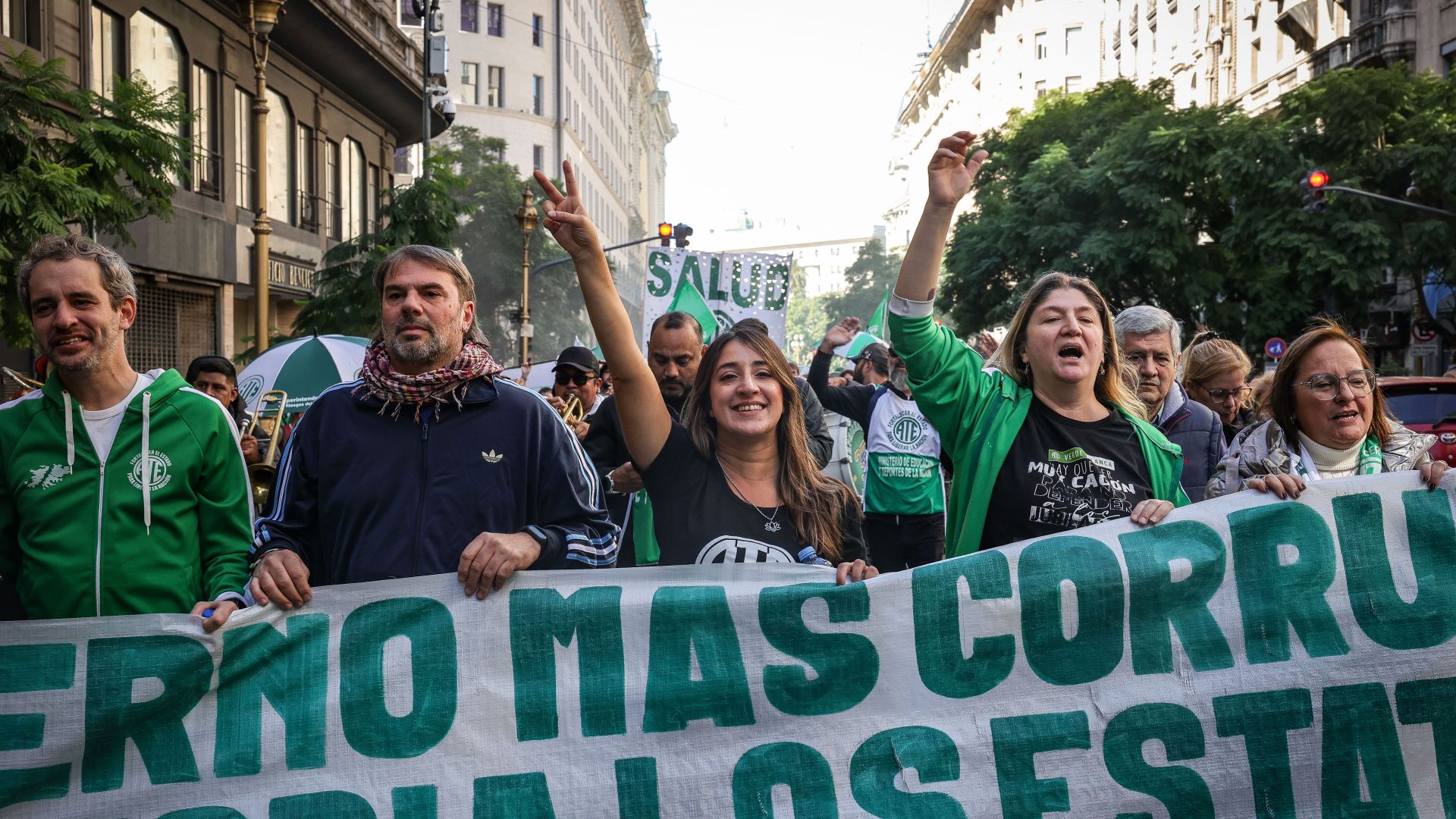 A la motosierra: Unidad, militancia y organización