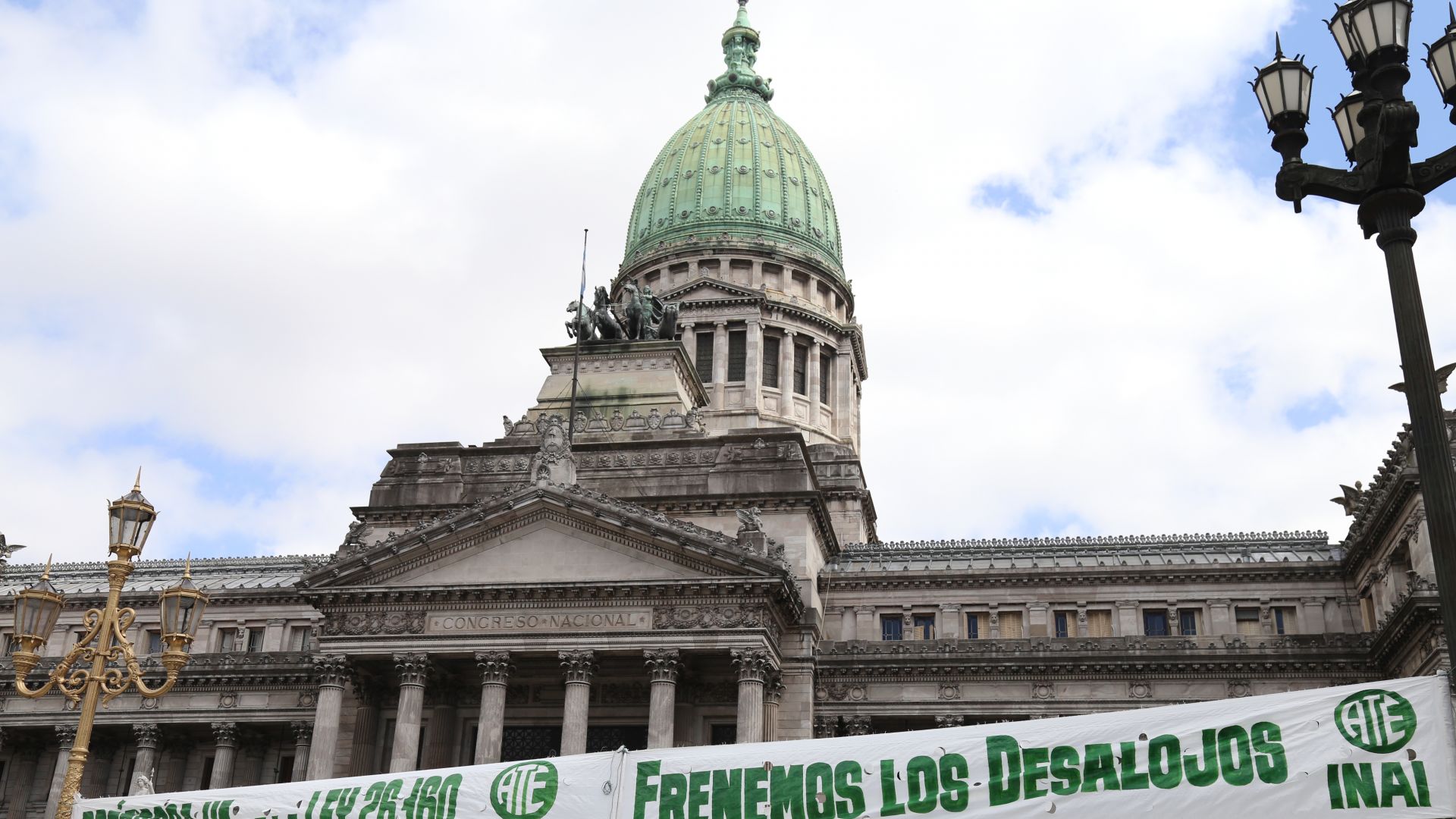 ATE Capital movilizó al Congreso por la prórroga de la Ley de Emergencia Territorial