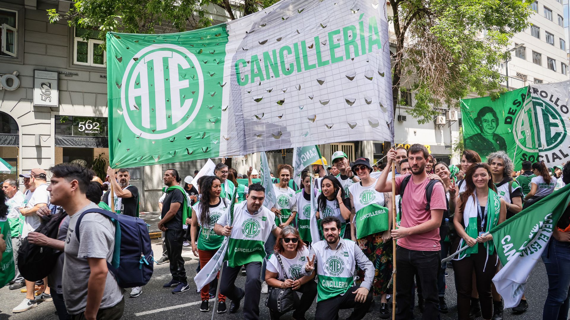 Basta de desguazar al Estado, basta de hambrear al pueblo trabajador