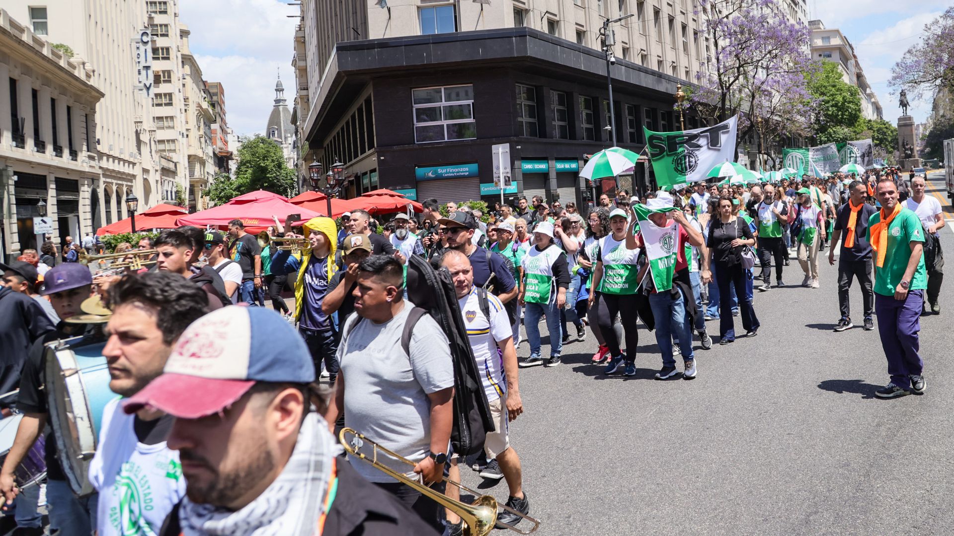 Basta de desguazar al Estado, basta de hambrear al pueblo trabajador