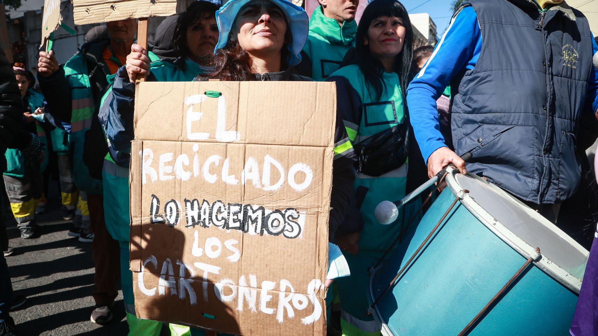 12 cooperativas de reciclado marcharon contra el nuevo pliego porteño