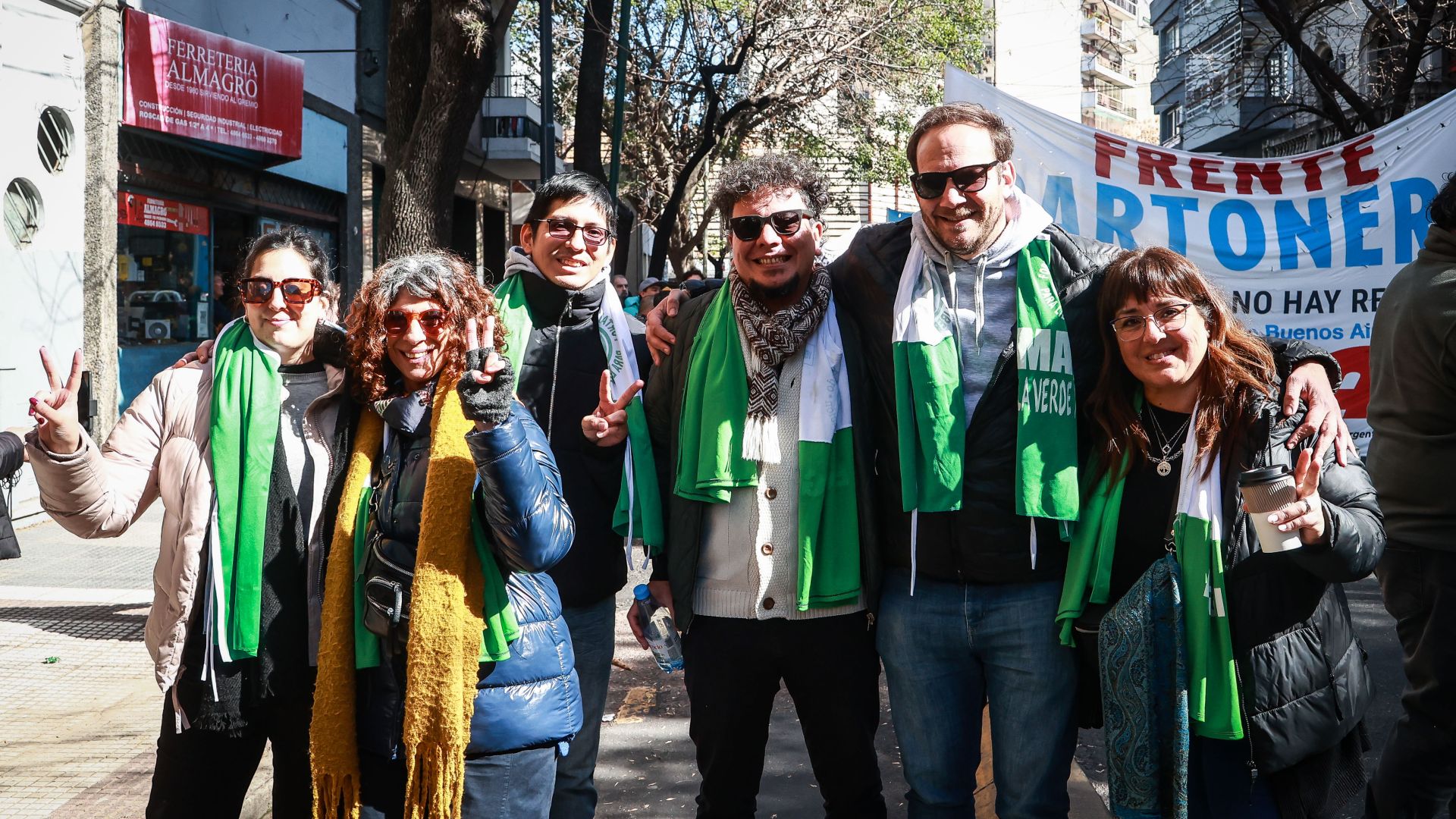 12 cooperativas de reciclado marcharon contra el nuevo pliego porteño
