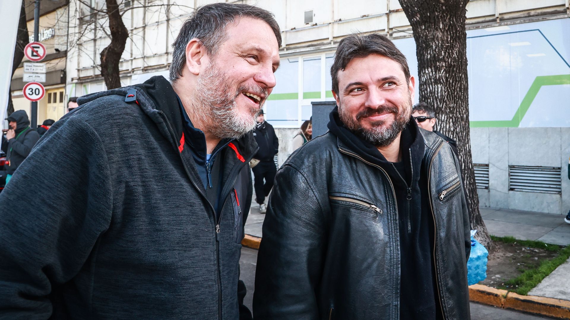 12 cooperativas de reciclado marcharon contra el nuevo pliego porteño