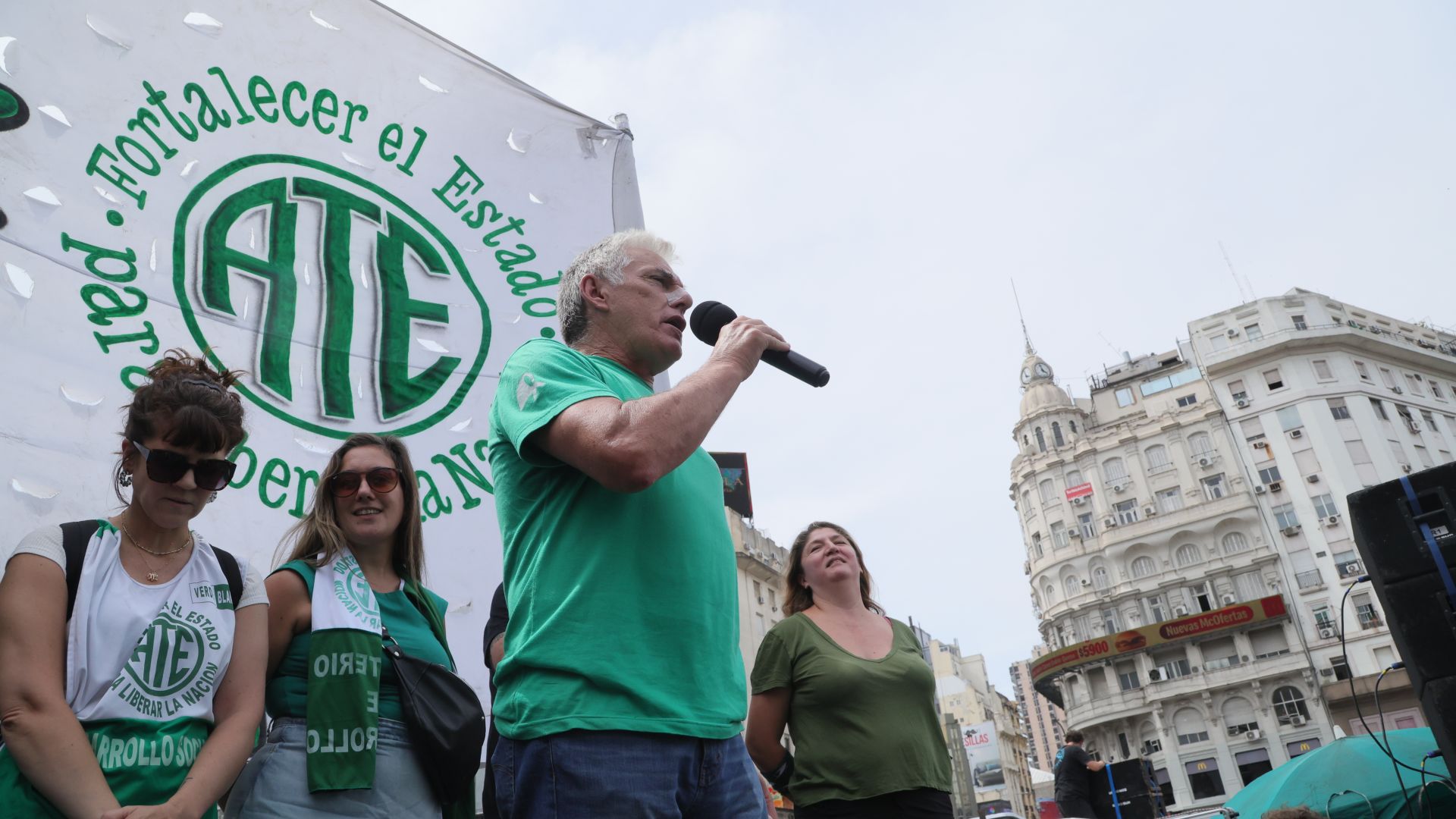 Movilizamos desde el Obelisco al Ministerio de Desregulación