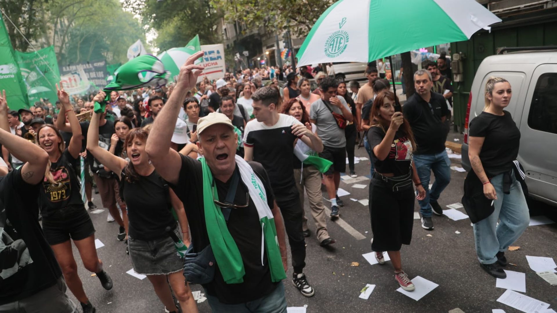 PARAMOS Y MOVILIZAMOS CONTRA LA REFORMA LABORAL