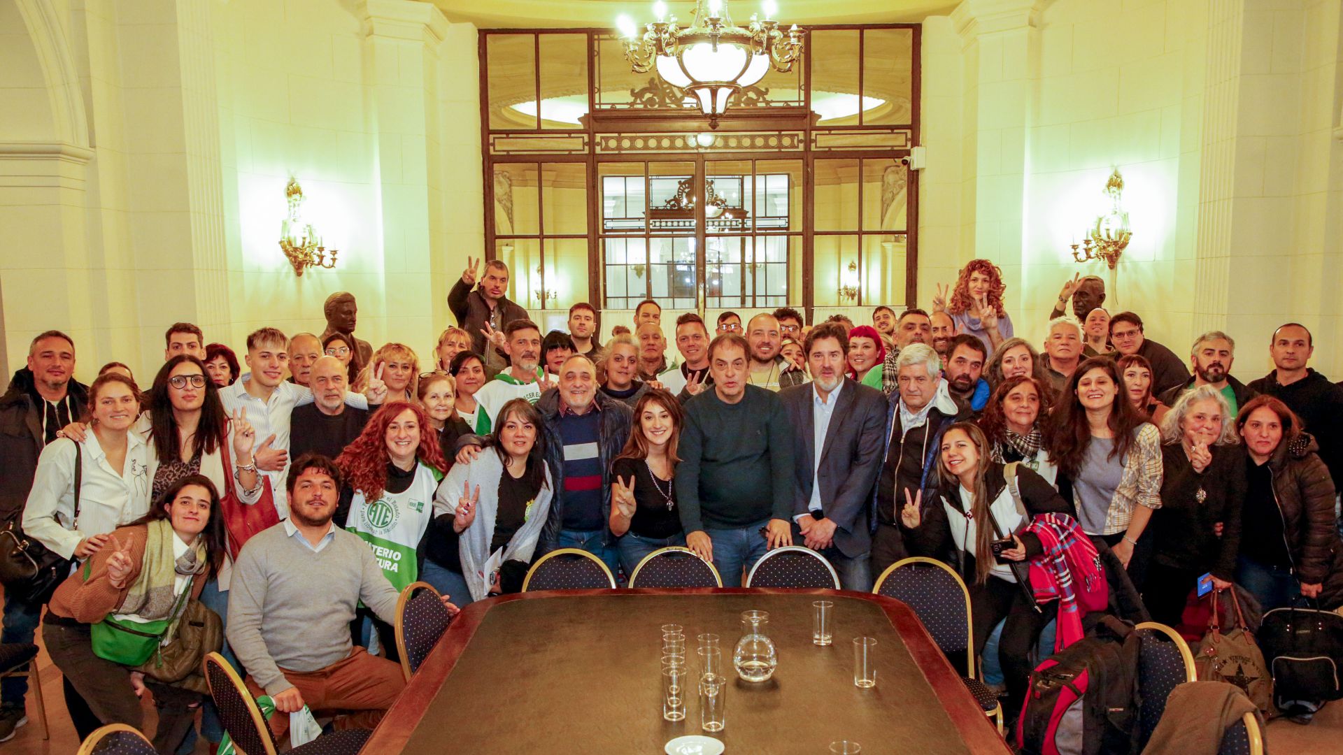 Presentes en la Comisión de Trabajo de la Legislatura porteña